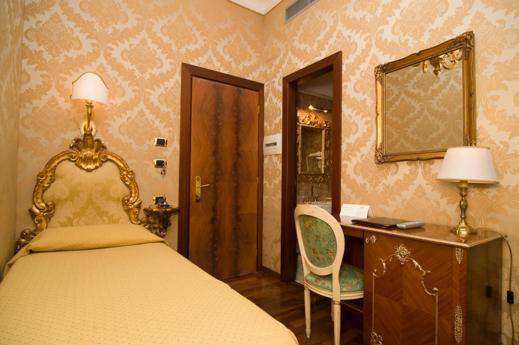 Hotel photo 36