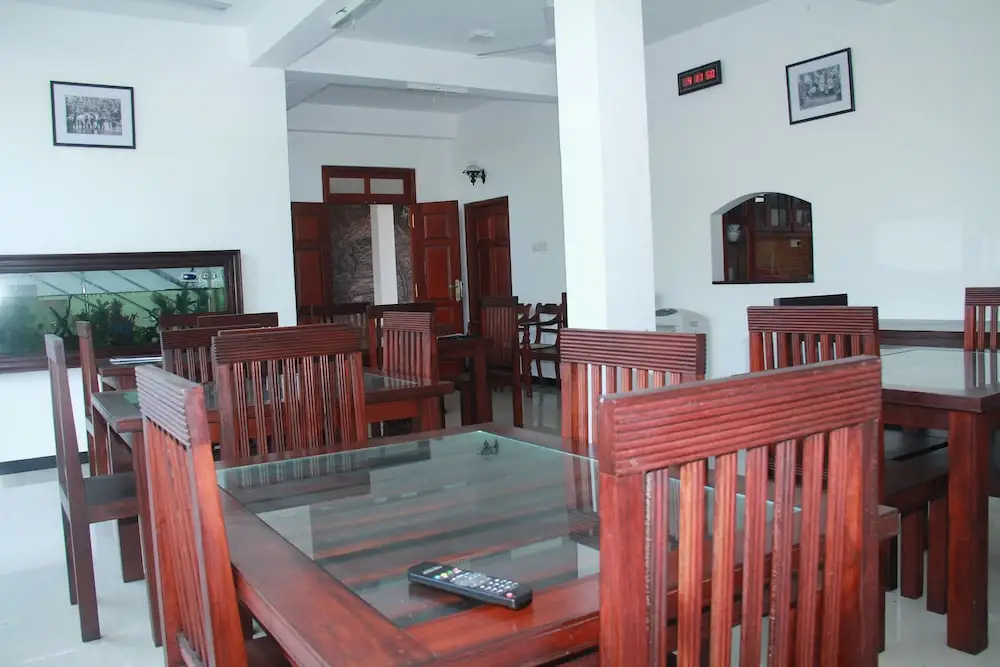 Ravindra Hotel and Restaurant - Général