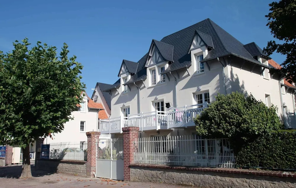 Voir la photo 1 — Apartment in France With Balcony or Terrace