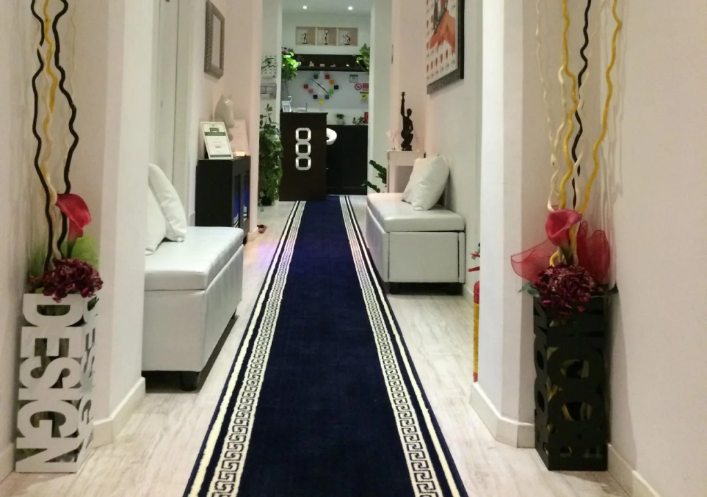 Lobby & Reception