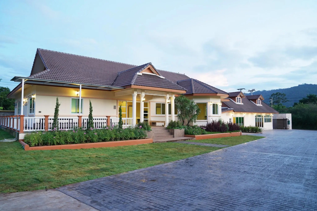 Deluxe Villa
