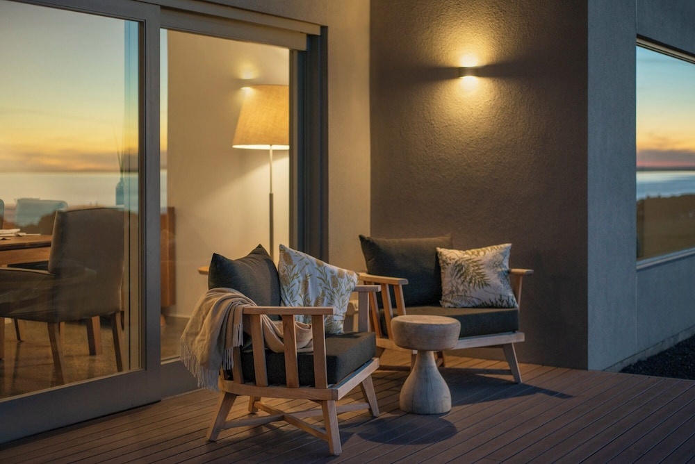 Oceanview Eco Villas in Nepean Bay