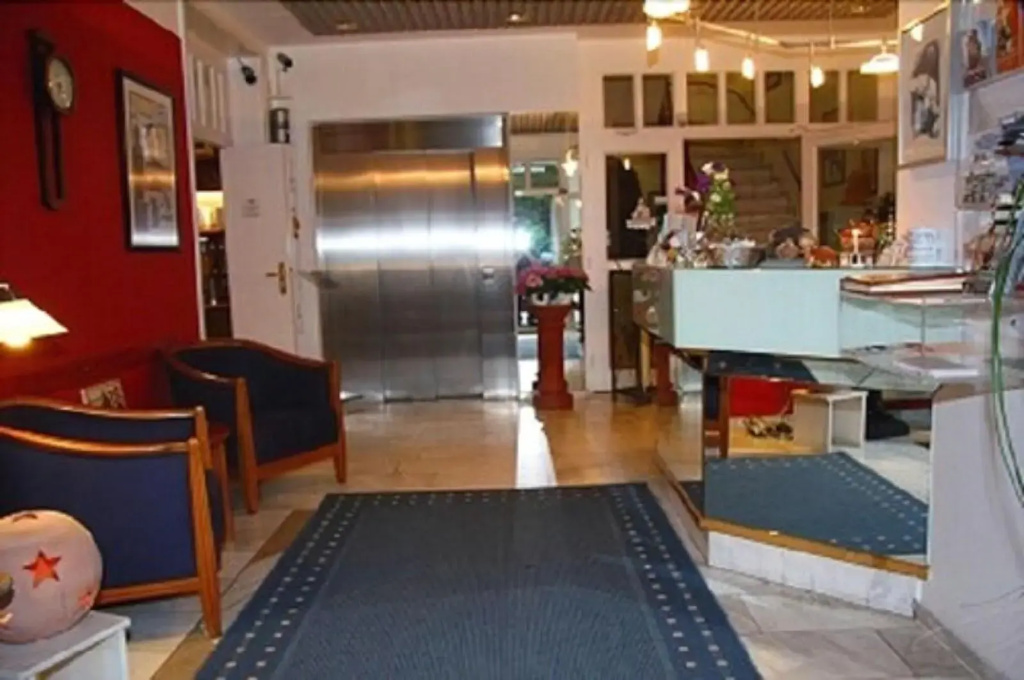 Hotel photo 11