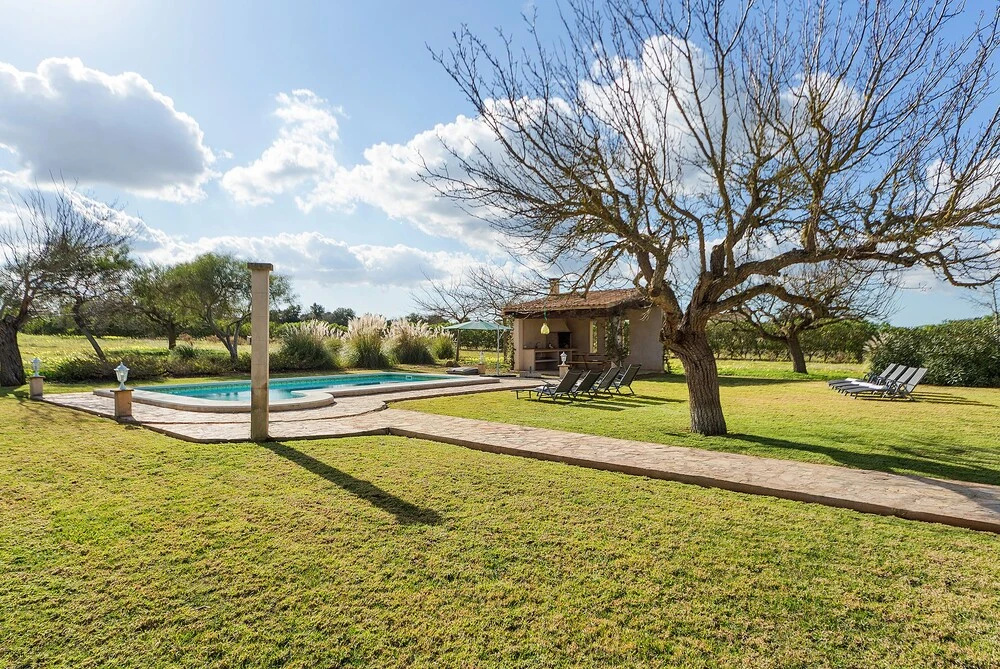 Close Es Trenc Beach Villa with Pool