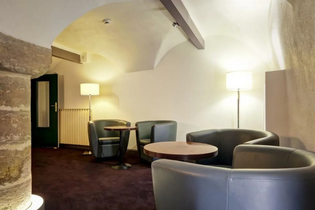 Hotel photo 11