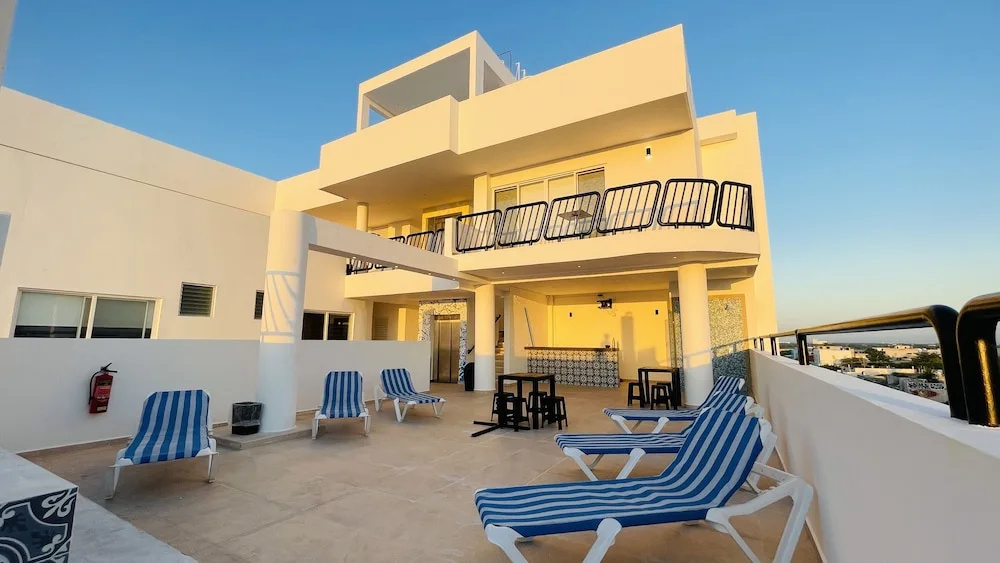 WIN DAY Playa - Hotel Express