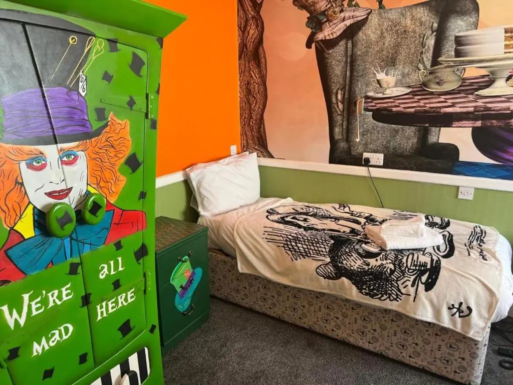 Hatter's Hotel - Chambres