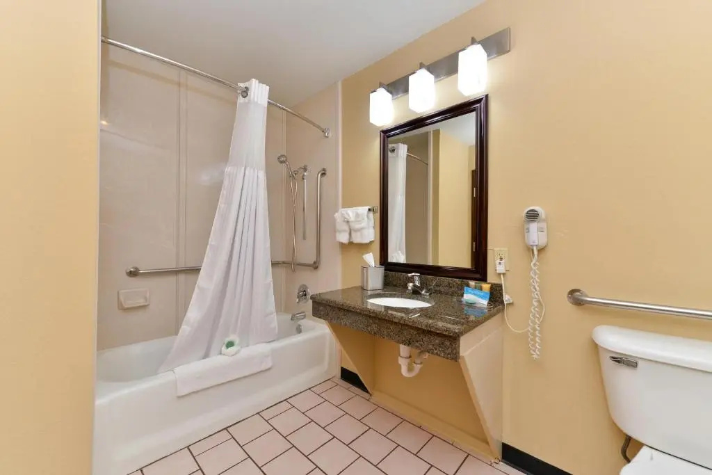 Baymont by Wyndham Ardmore I-35 - Chambres
