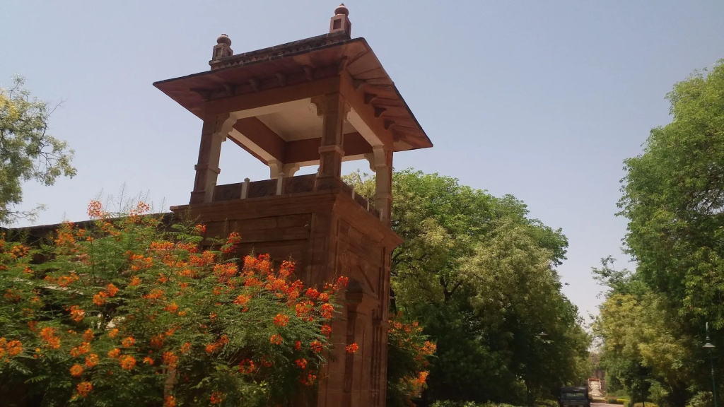 WelcomHeritage Bal Samand Lake Palace