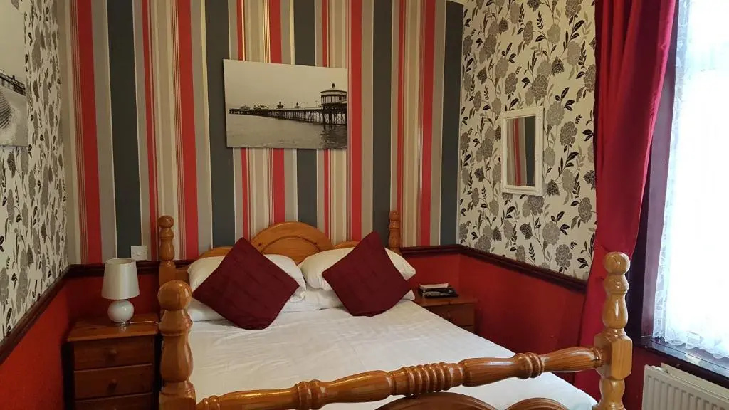 Superior Double room (full double bed)
