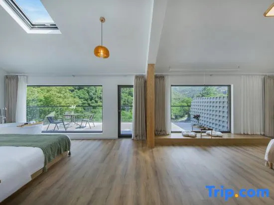 Standard Family room with balcony and with view