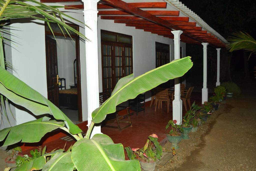 Sigiriya Rest House