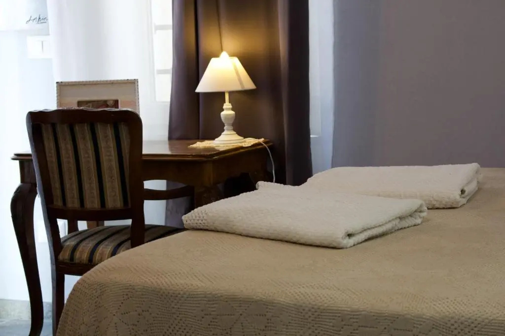 Standard Double room with balcony (full double bed)