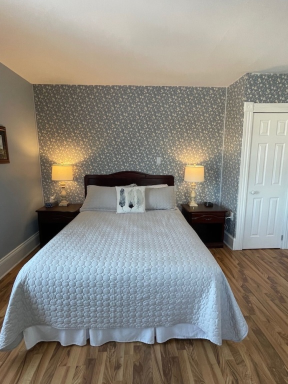 2 Bedrooms Standard Double Family room with bay view (full double bed)