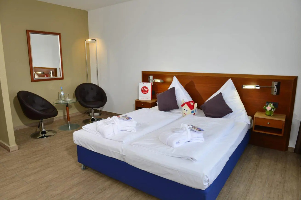 Michel Hotel Frankfurt-Airport Ruesselsheim - Chambres