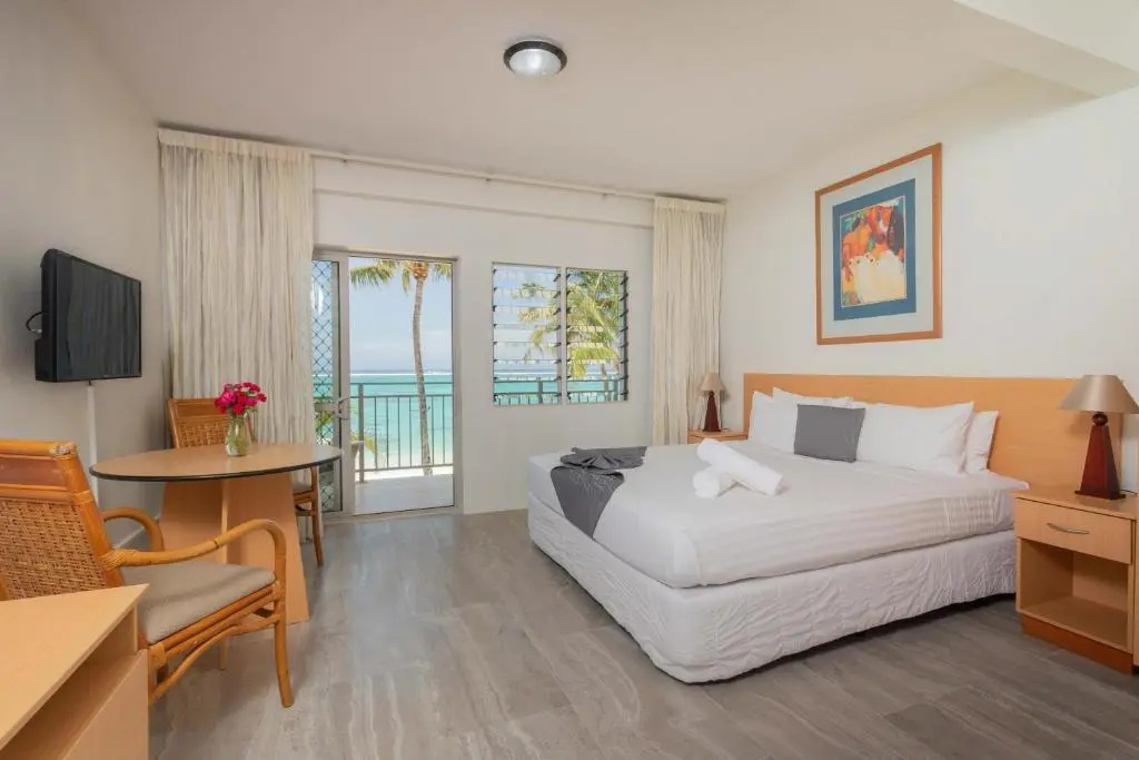Moana Sands Beachfront Hotel - Chambres