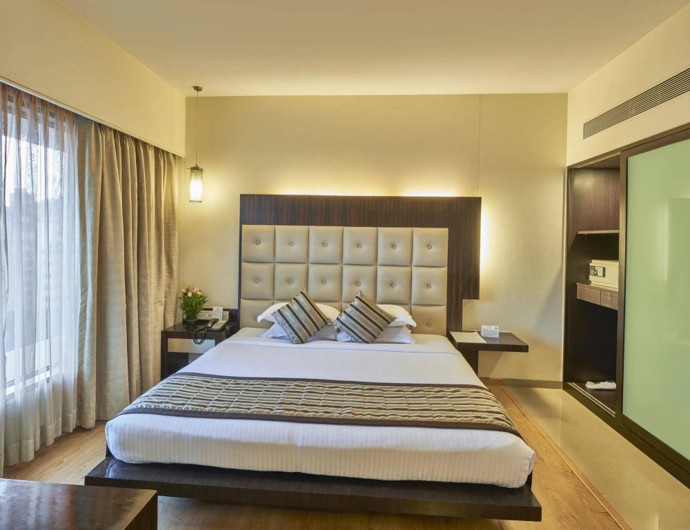 Krishna Palace Hotel - Rooms | Restaurants | Banquets by null