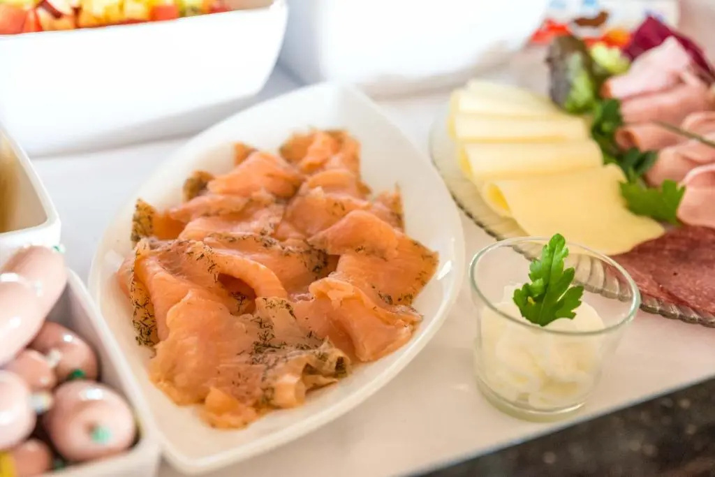 Food & Beverage