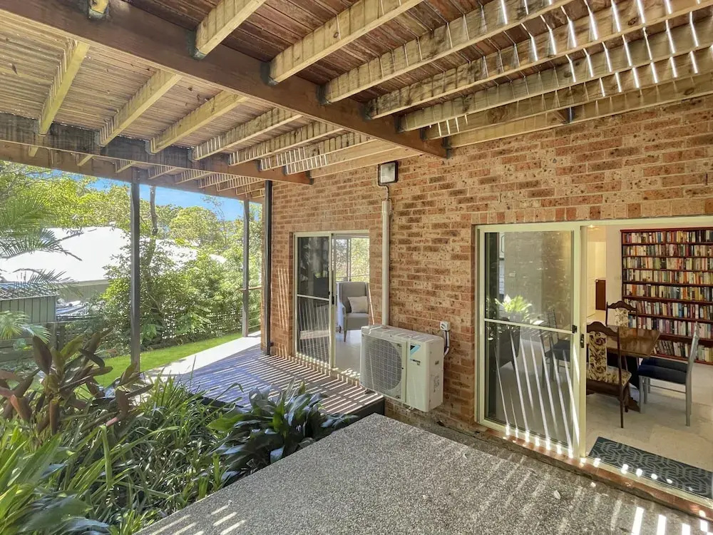 Relaxing 3-bedroom Retreat With Outdoor Seating
