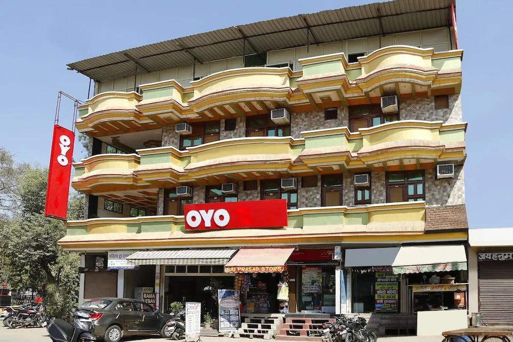 OYO 23556 Rama Utsav