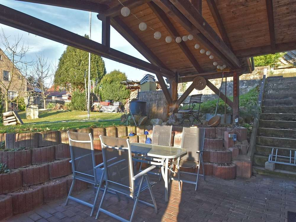 Serene Holiday Home in Naumburg near River
