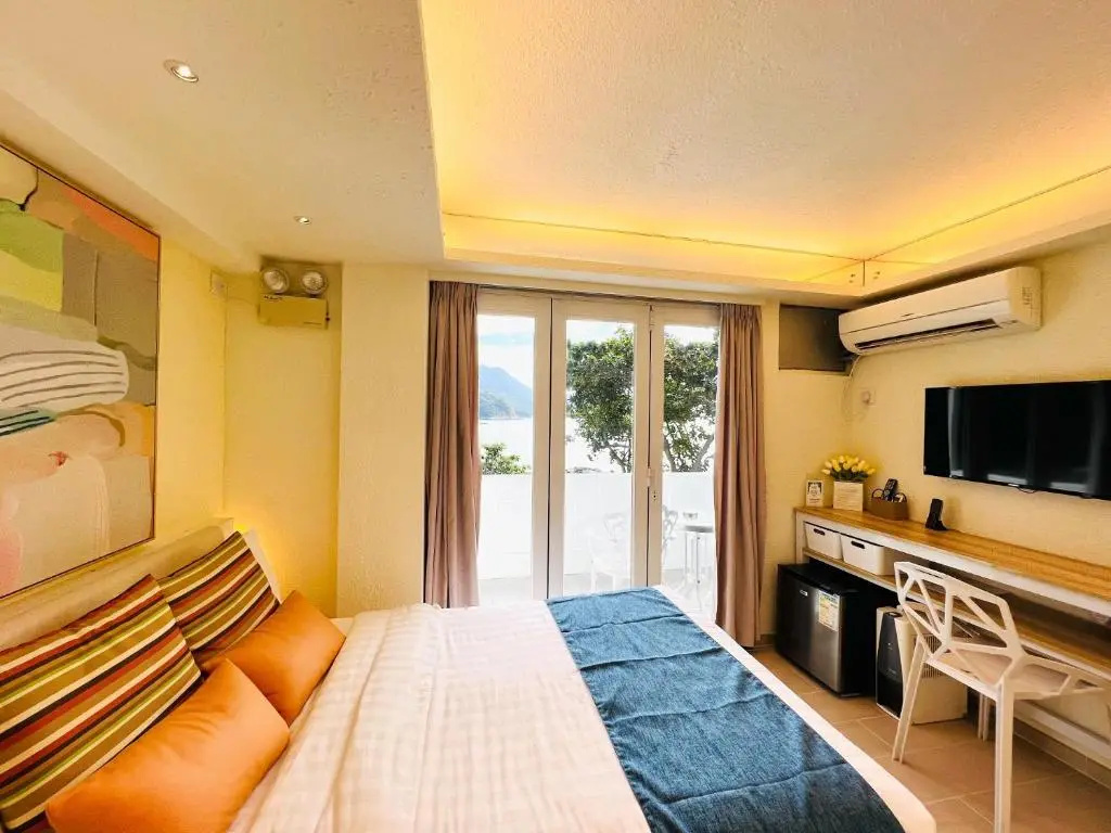 Superior Double room (full double bed)