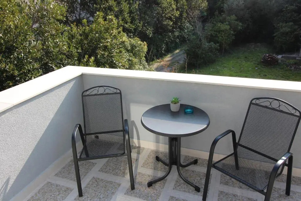 makarska centre1free parking