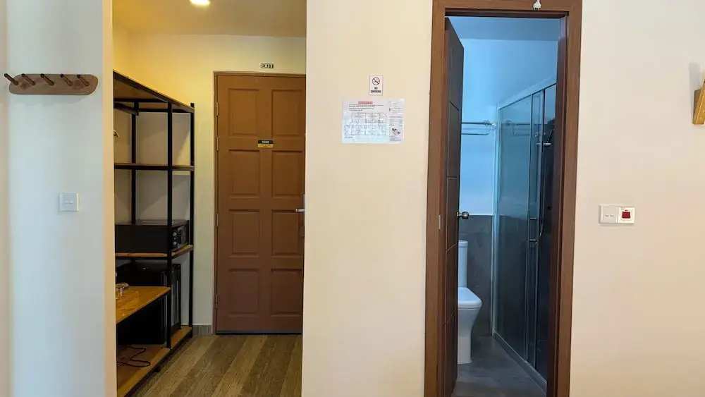 Deluxe Double room with balcony and with sea view (full double bed)