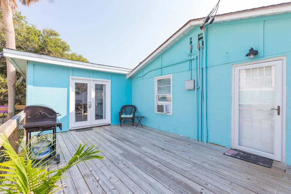 Ahh Folly Beach Vacation Rental - the edge of America! home