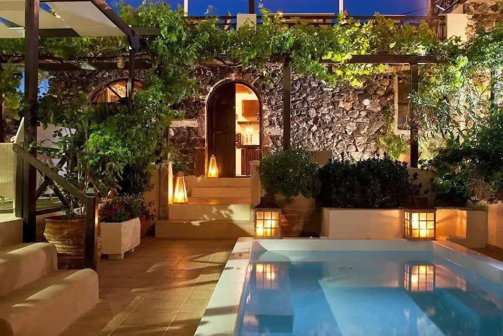 Lava suites