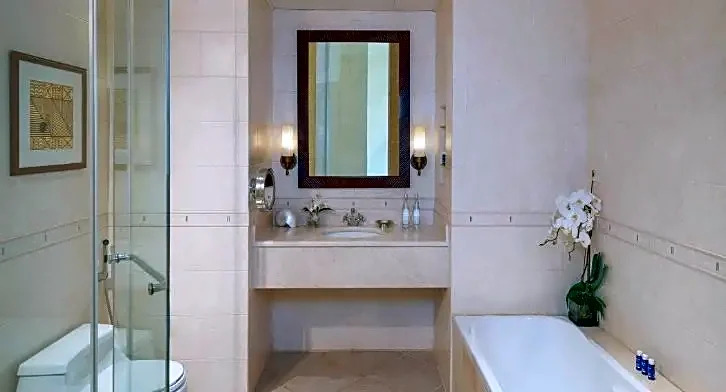 Anantara Desert Islands Resort & Spa