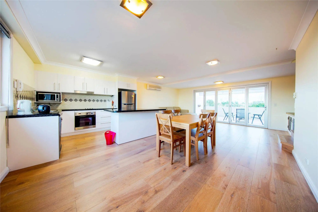 Sunset Island Resort - Général