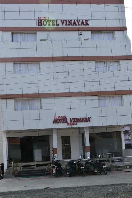 Grand Hotel Vinayak