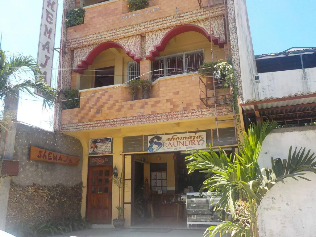Shemaja Inn