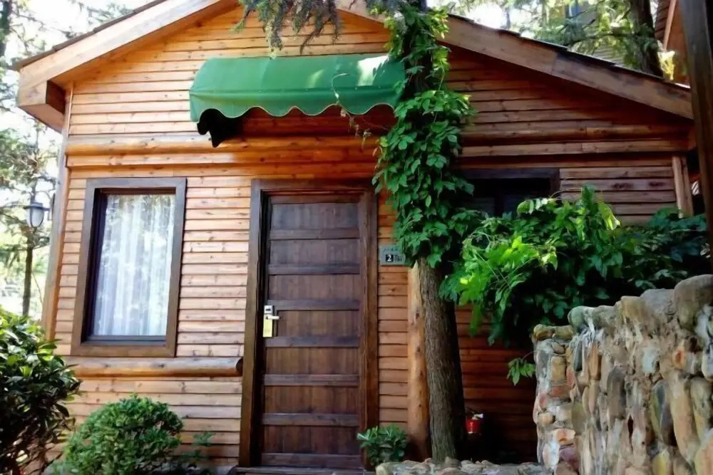 Bafu Shanju Hotel