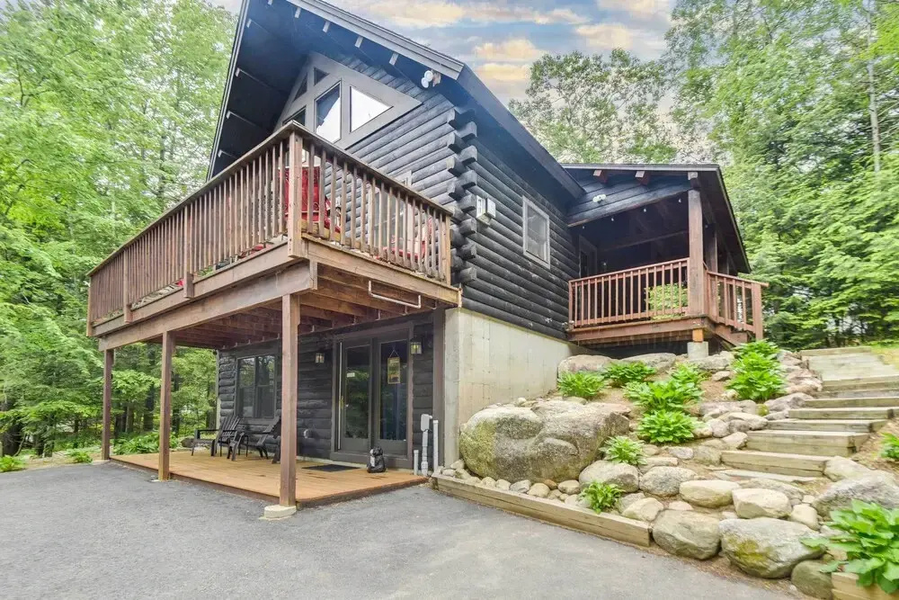 Updated Log Cabin Near Story Land & Diana's Baths!