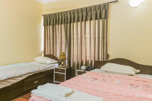 gallery_image_hidden_5