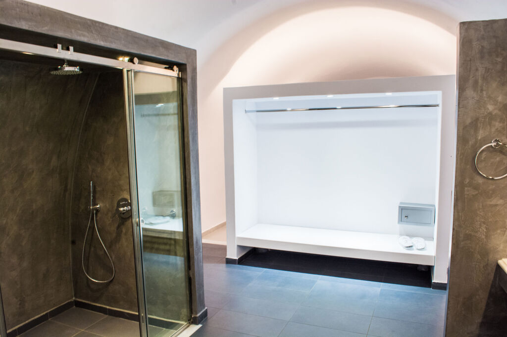 gallery_image_hidden_28