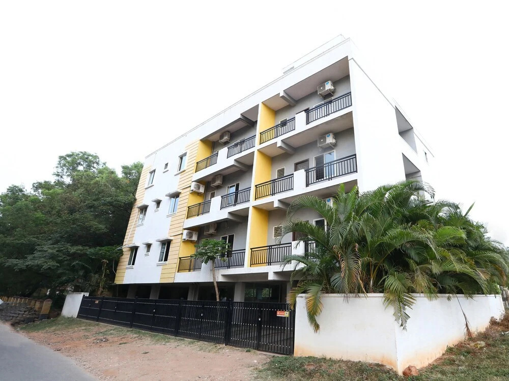 Golden Sands By OYO Rooms