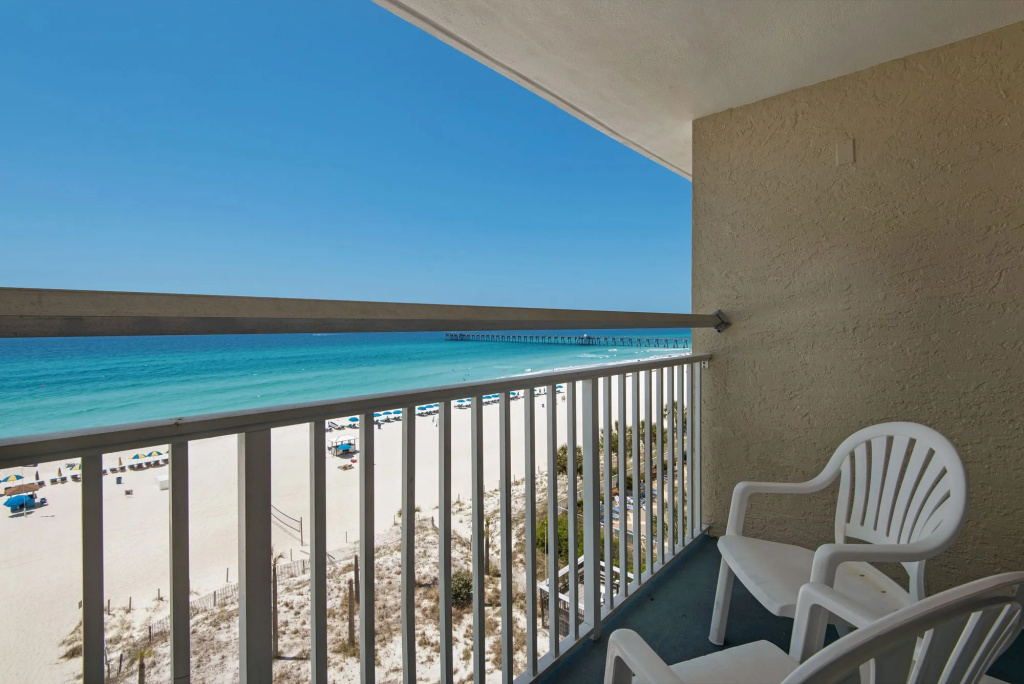 Beach Tower By The Sea - Général