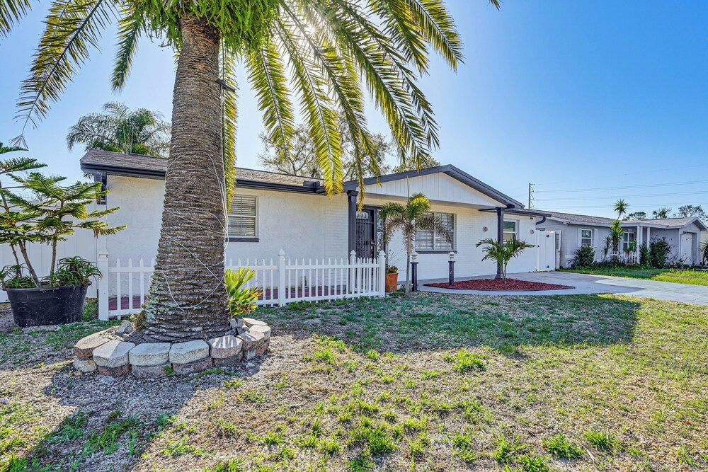 Close to River & Gulf Fun! Family Holiday Home