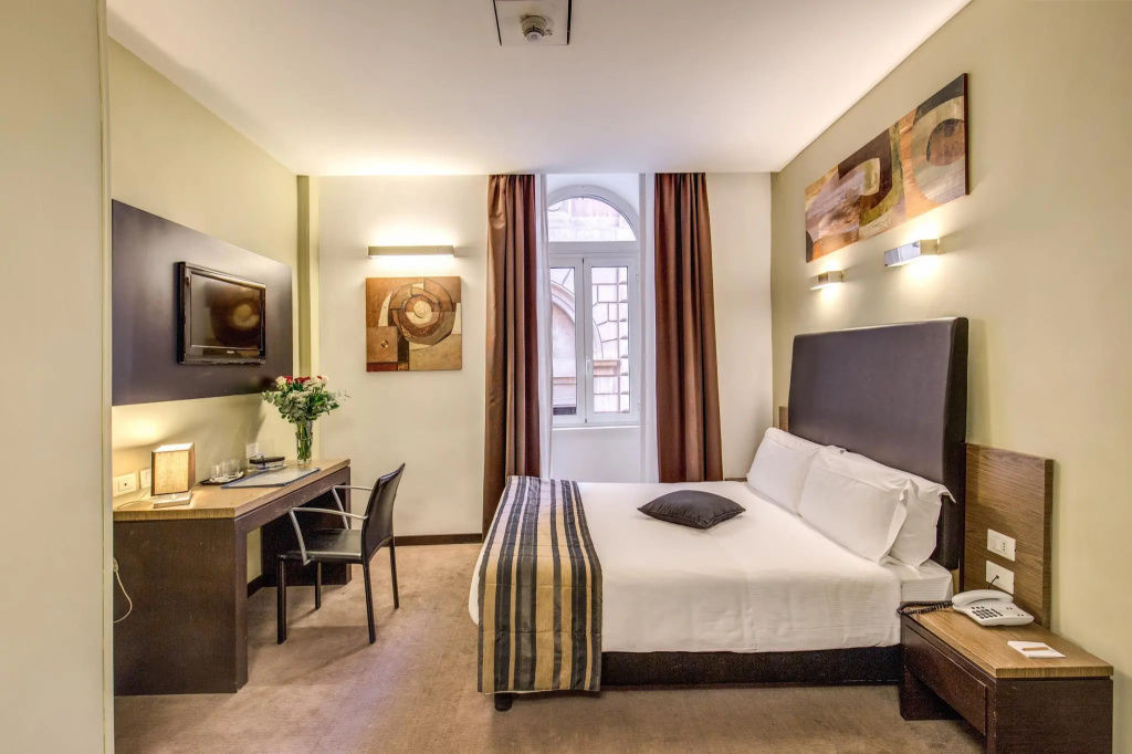 Standard Double room (full double bed)