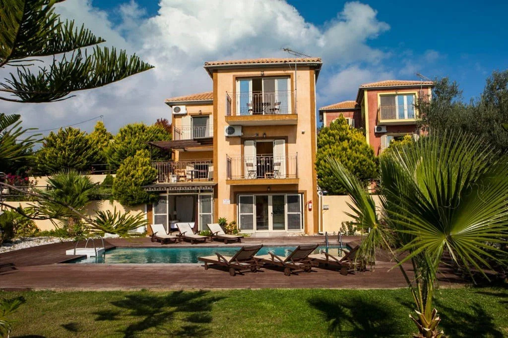 3Queens Villas