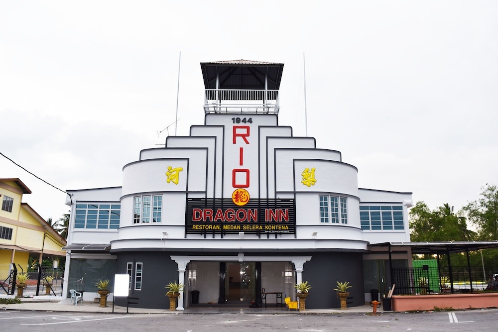 Dragon Inn in Sabak Bernam
