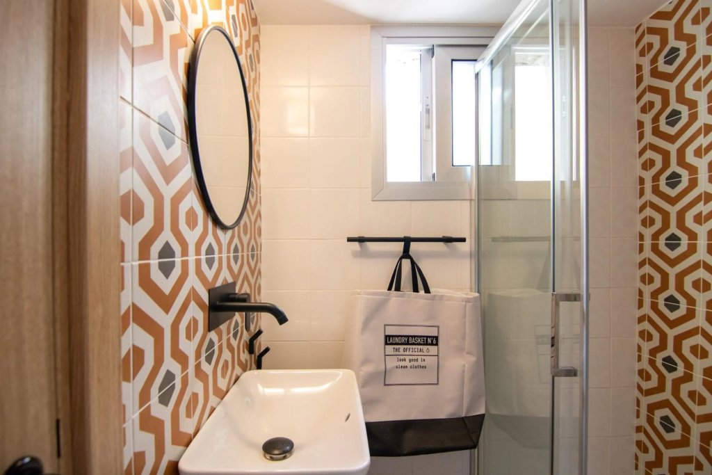 Phaedrus Living: Seaview Studio Suite Lighthouse 52