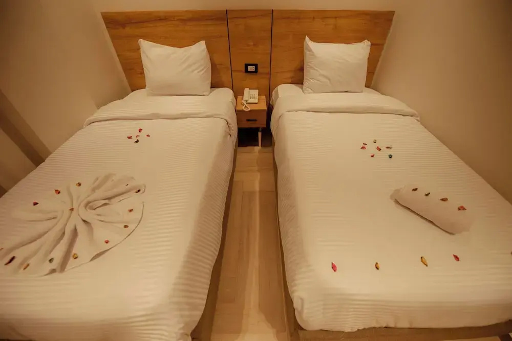 Economy room