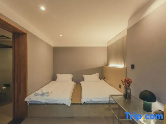 4 Bedrooms Standard room