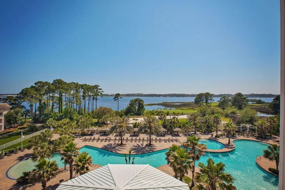 Beach & Waterfront
