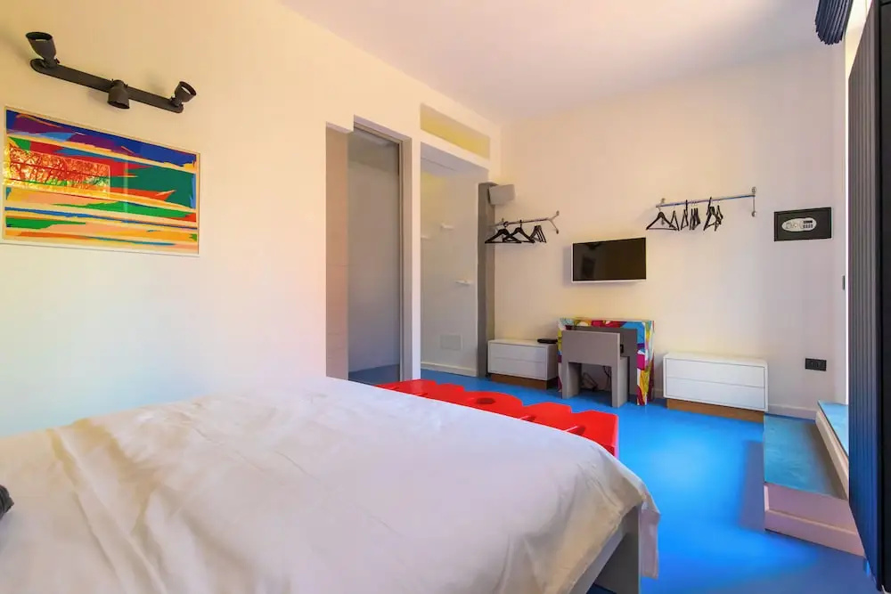 Amana — 4