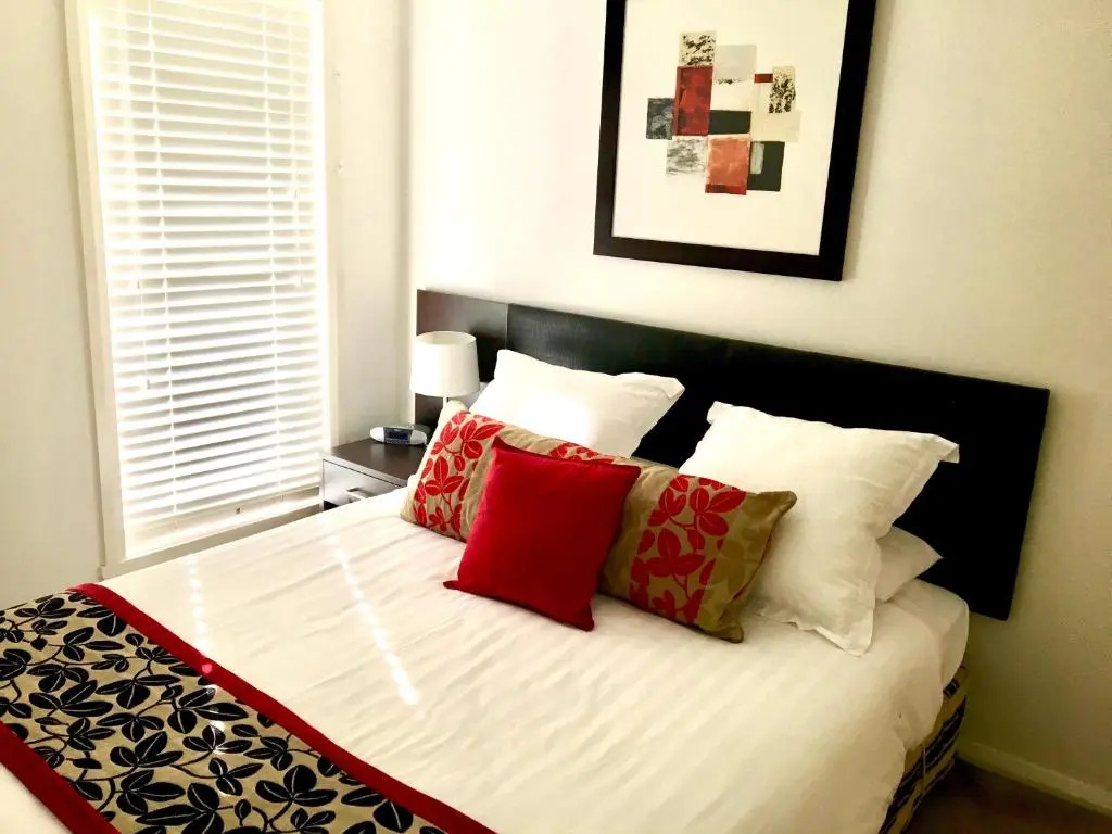 3 Bedrooms Apartment